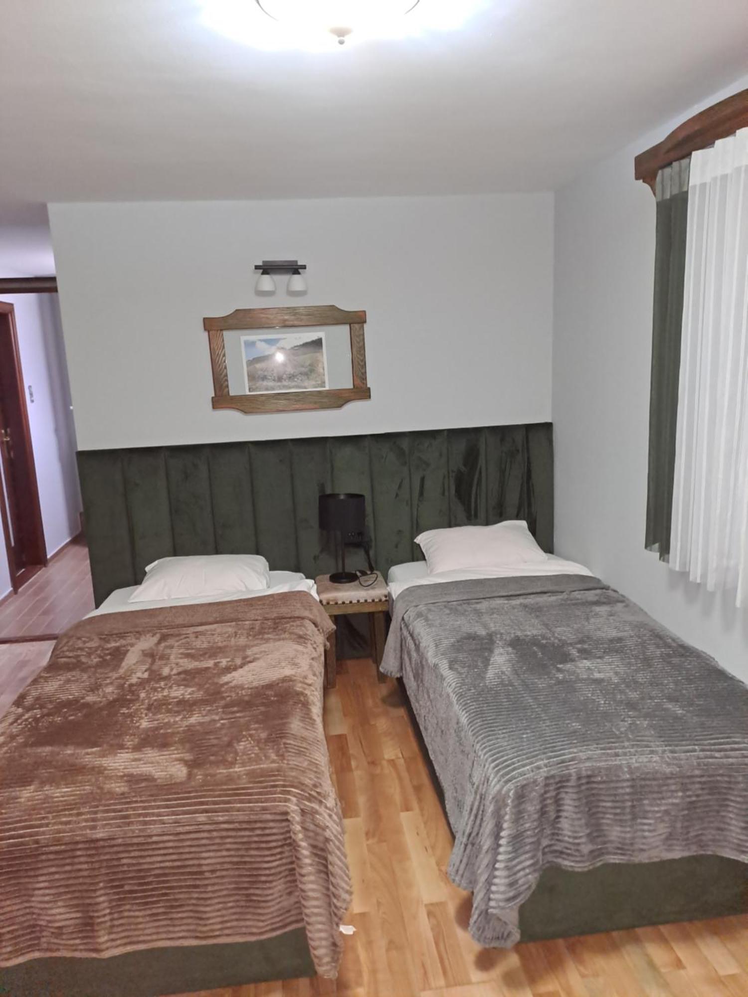 Rooms And Apartmants Mirovic Kolasin Luaran gambar