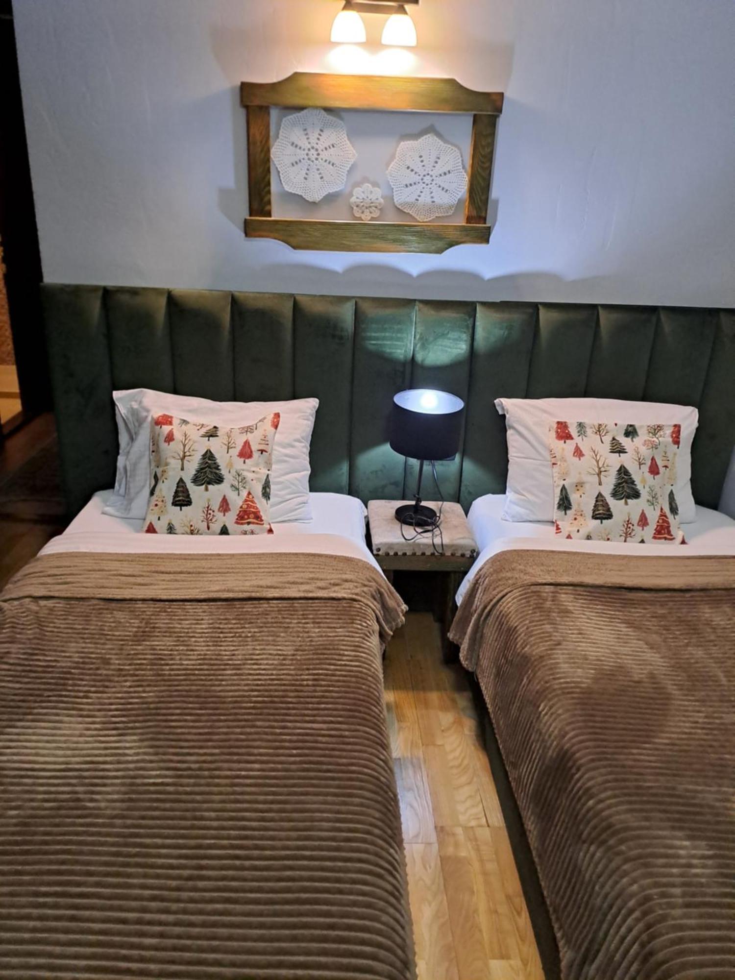 Rooms And Apartmants Mirovic Kolasin Bilik gambar