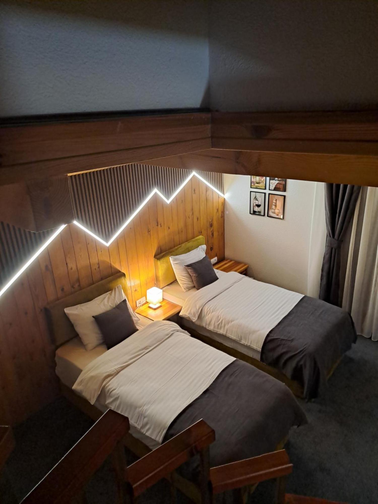 Rooms And Apartmants Mirovic Kolasin Bilik gambar